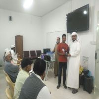 قسم الجاليات يحتفل بخريجي مدرسة علمني الاسلام